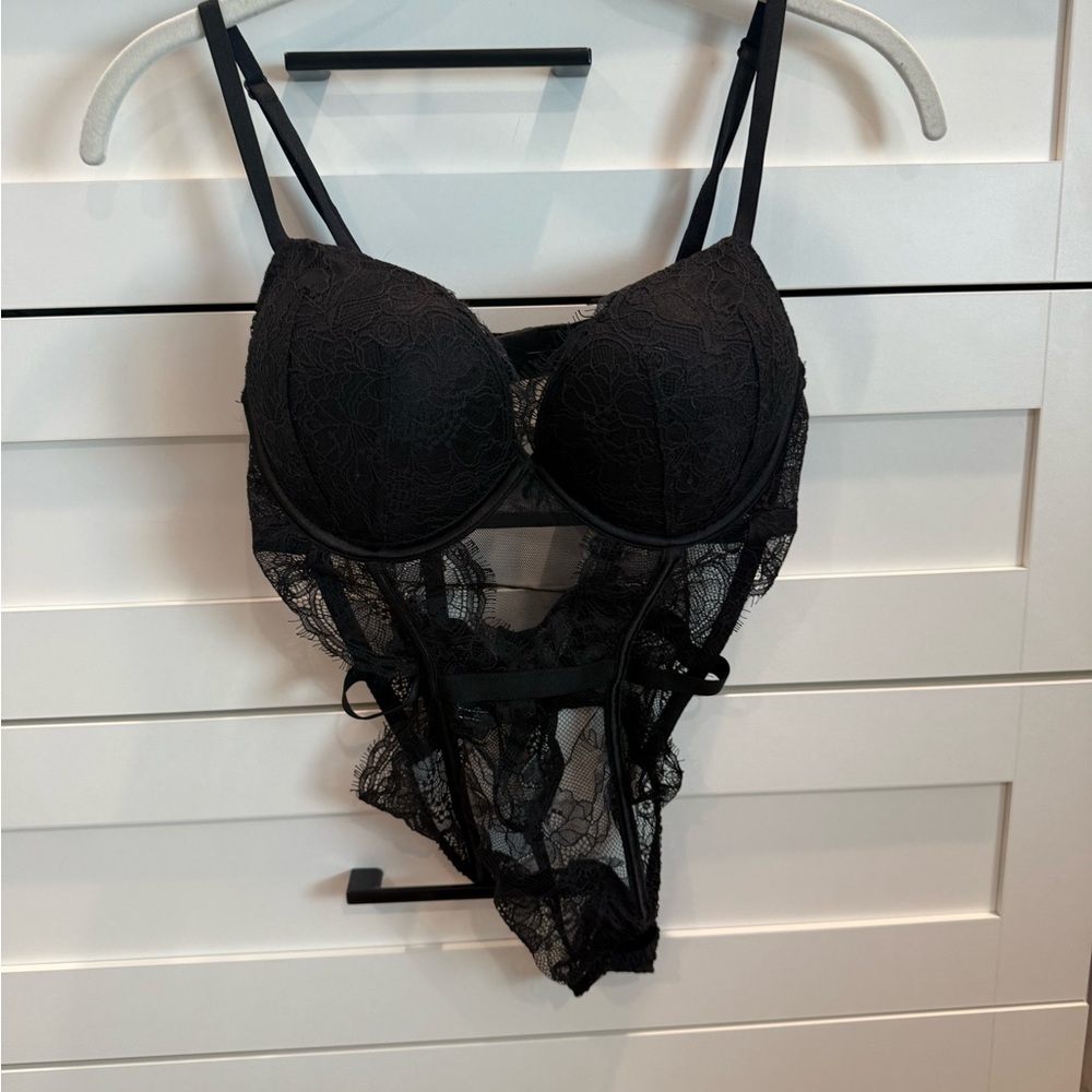 Victoria's Secret Medium Black Lace Bra Bodysuit